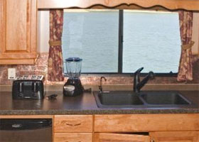 Titan Houseboat